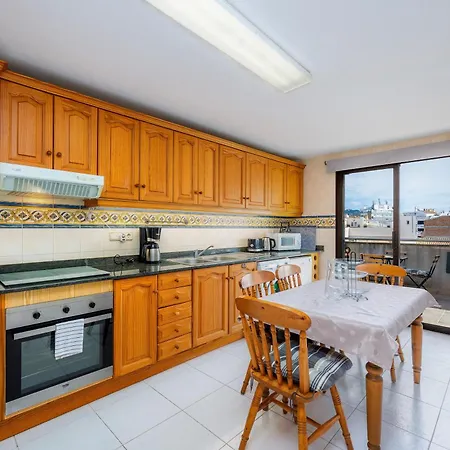 Apartman Atico Roger De Flor