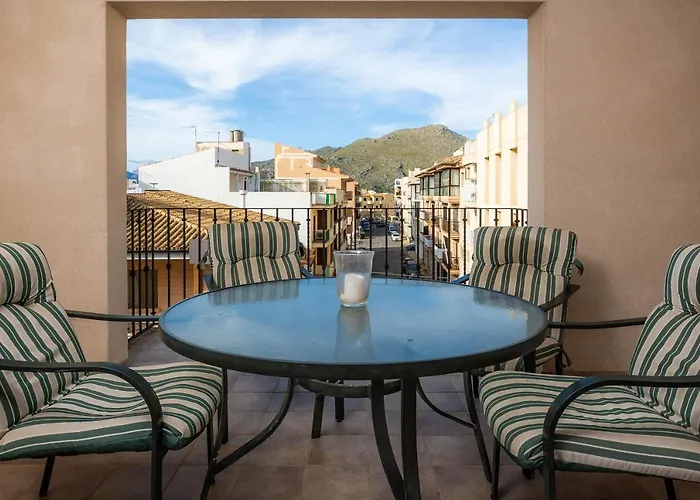 Atico Roger De Flor 아파트