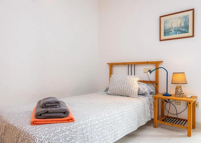 Atico Roger De Flor Lägenhet *